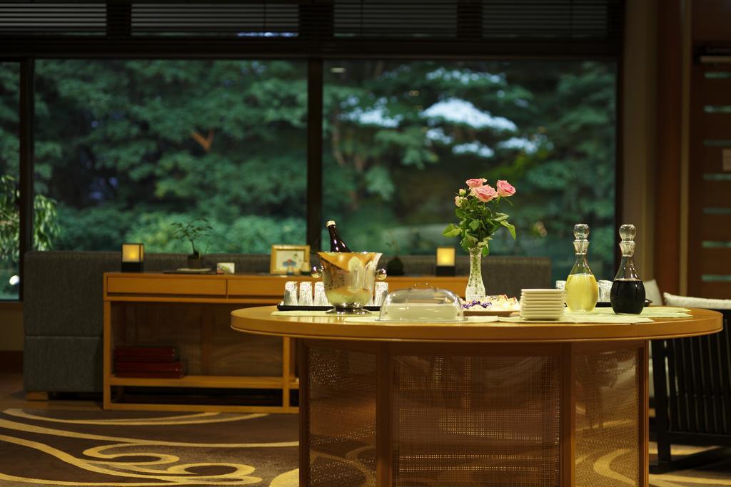Nasu Onsen Sanraku Hotel Buitenkant foto